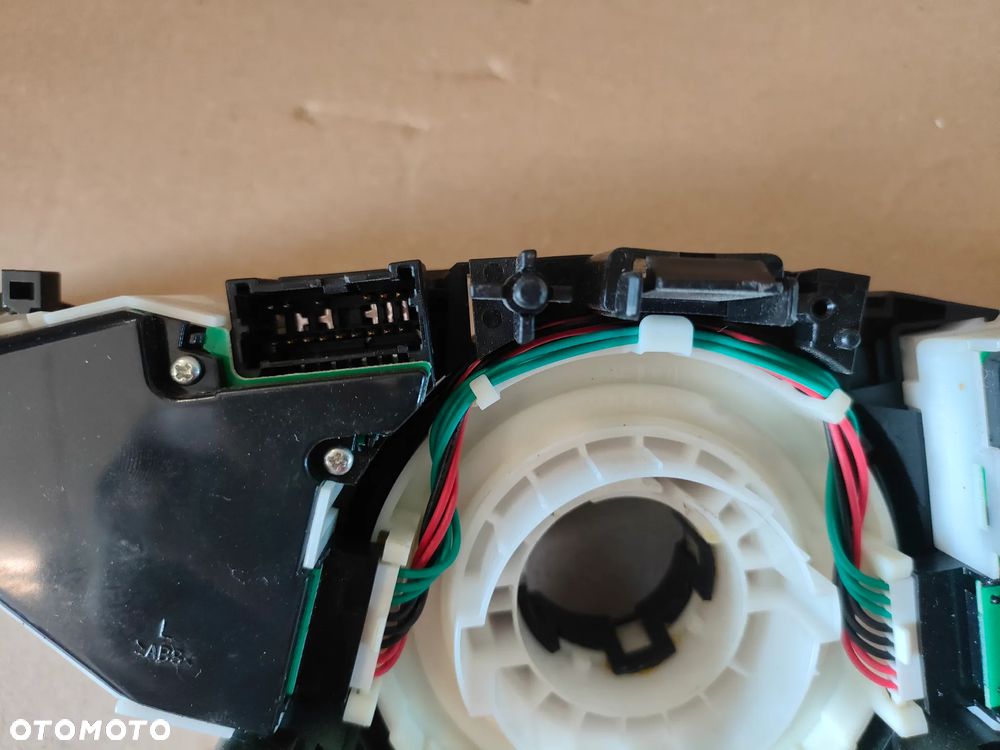 Nissan Micra k12 lift 1.2 PRZEŁĄCZNIK ZESPOLONY PAJĄK 25560-9U03D - 9