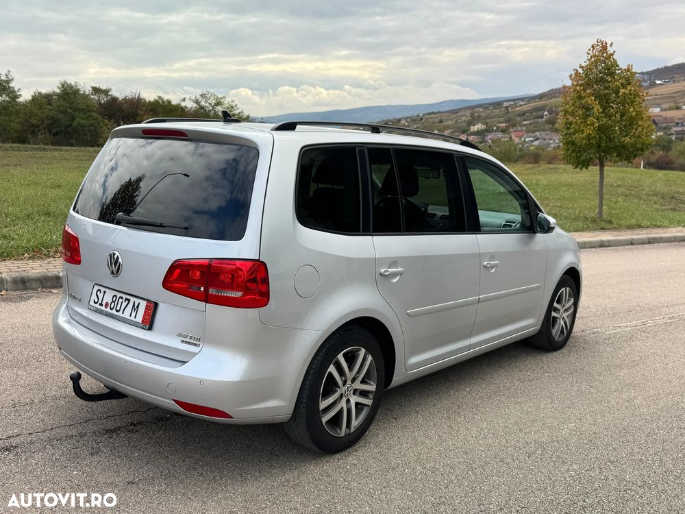 Volkswagen Touran 2.0 TDI BlueMotion Technology Highline - 10