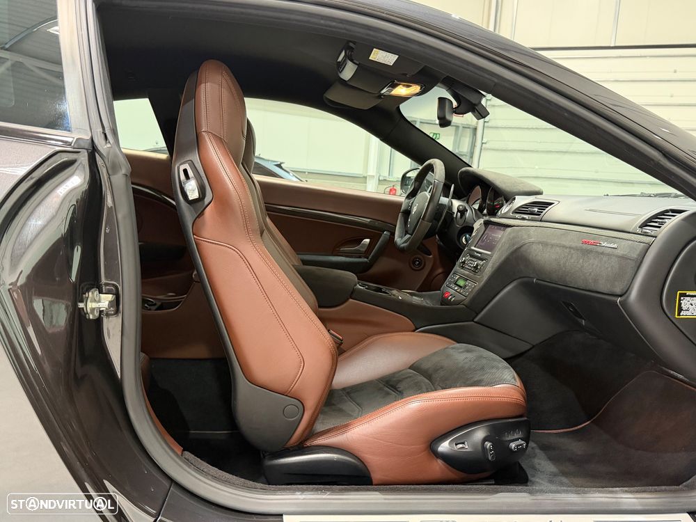 Maserati Granturismo 4.7 V8 Sport MC Stradale - 40