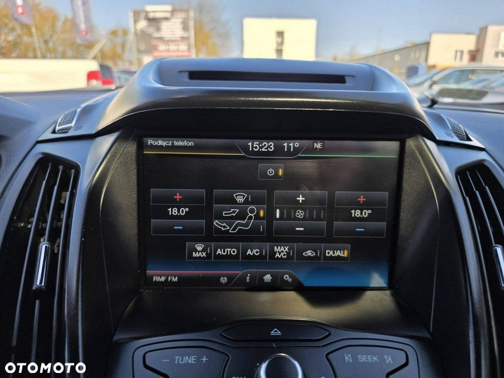 Ford Kuga - 24
