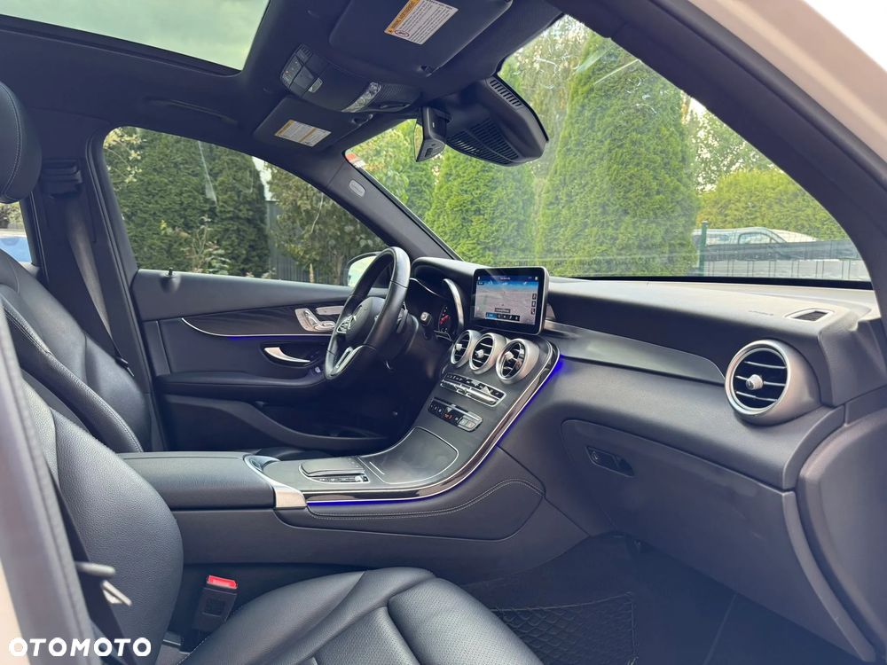 Mercedes-Benz GLC 300 4Matic 9G-TRONIC Edition AMG Line - 13