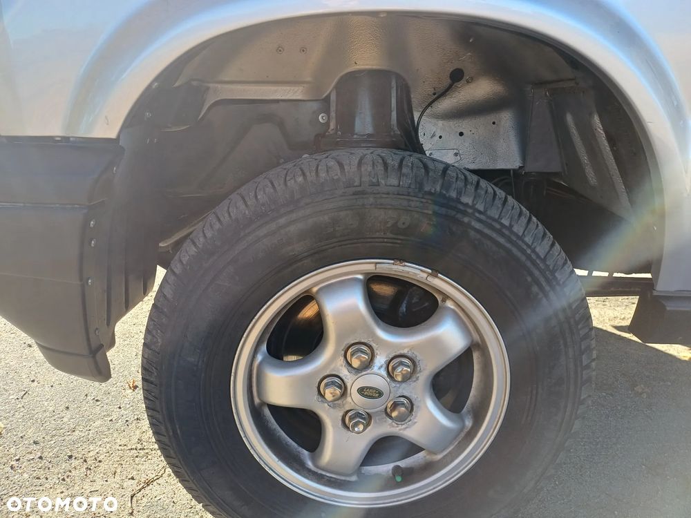 Land Rover Discovery - 19