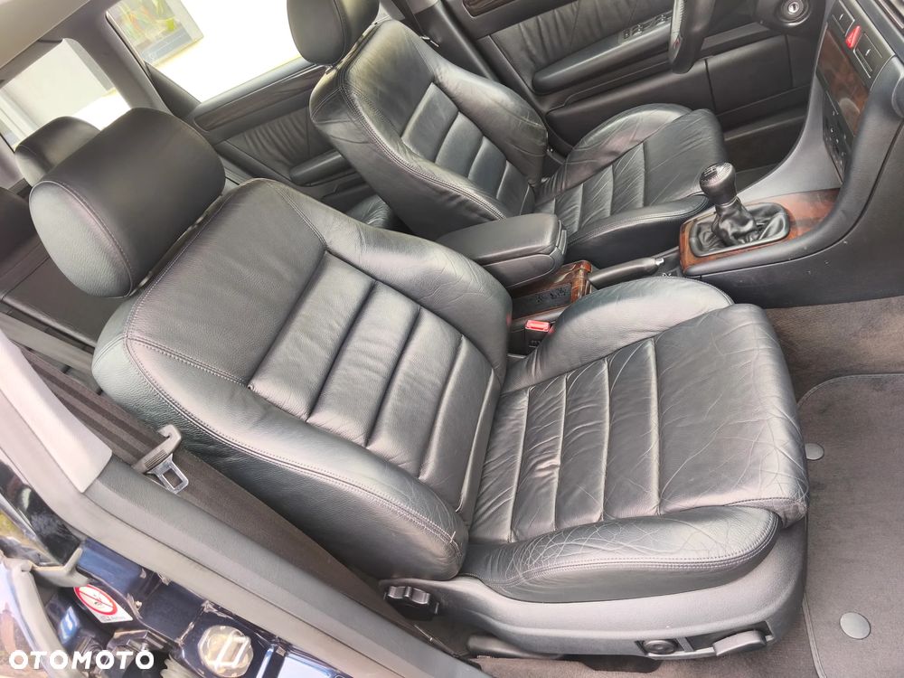 Audi A6 Avant 2.8 30V Quattro - 22