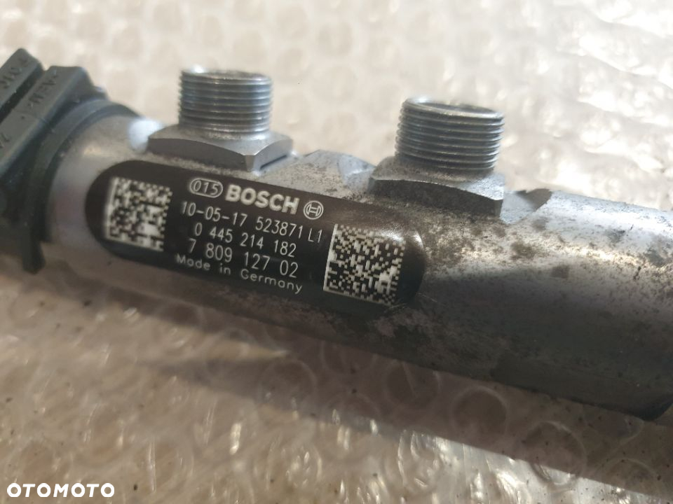 780912702 Listwa Wtryskowa  do pojazdu marki BMW E90 - 2