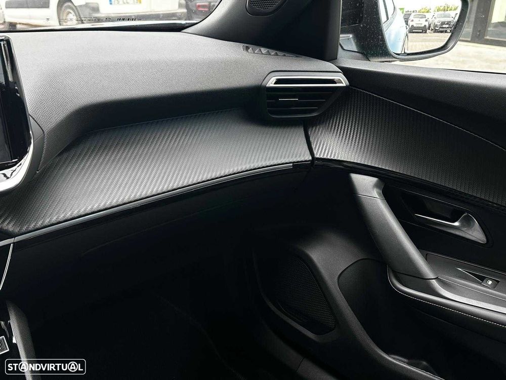 Peugeot 2008 1.2 PureTech Allure Pack - 13