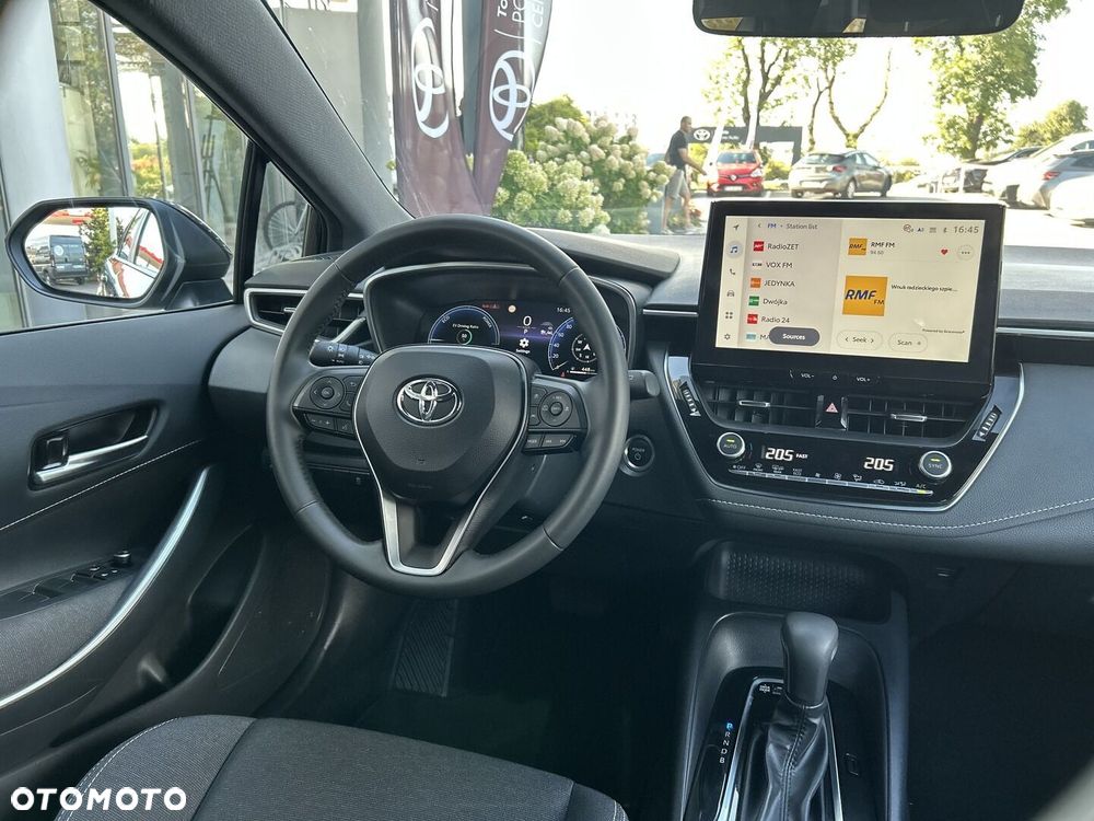 Toyota Corolla 1.8 Hybrid Comfort - 12