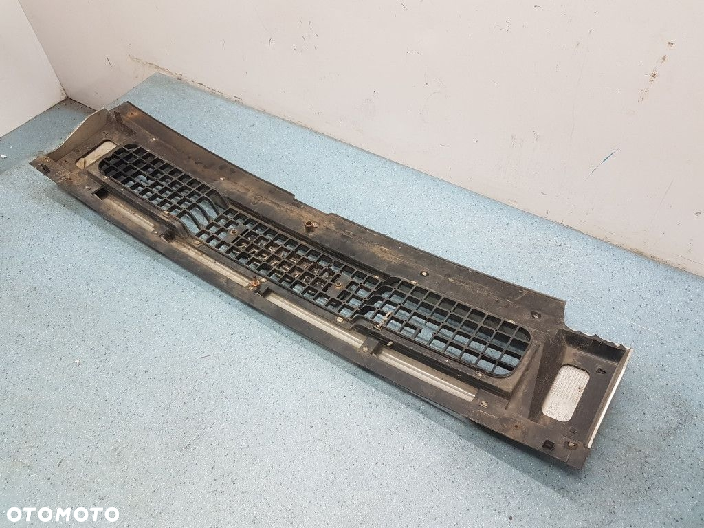IVECO DAILY III ATRAPA / GRILL - 6