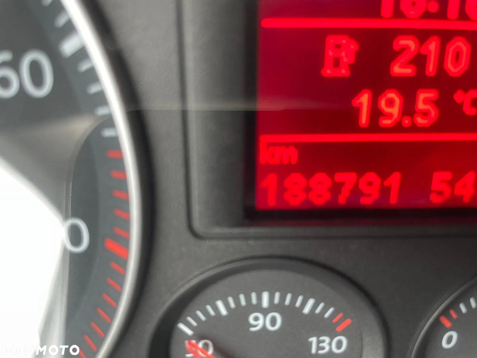 Volkswagen Golf - 9
