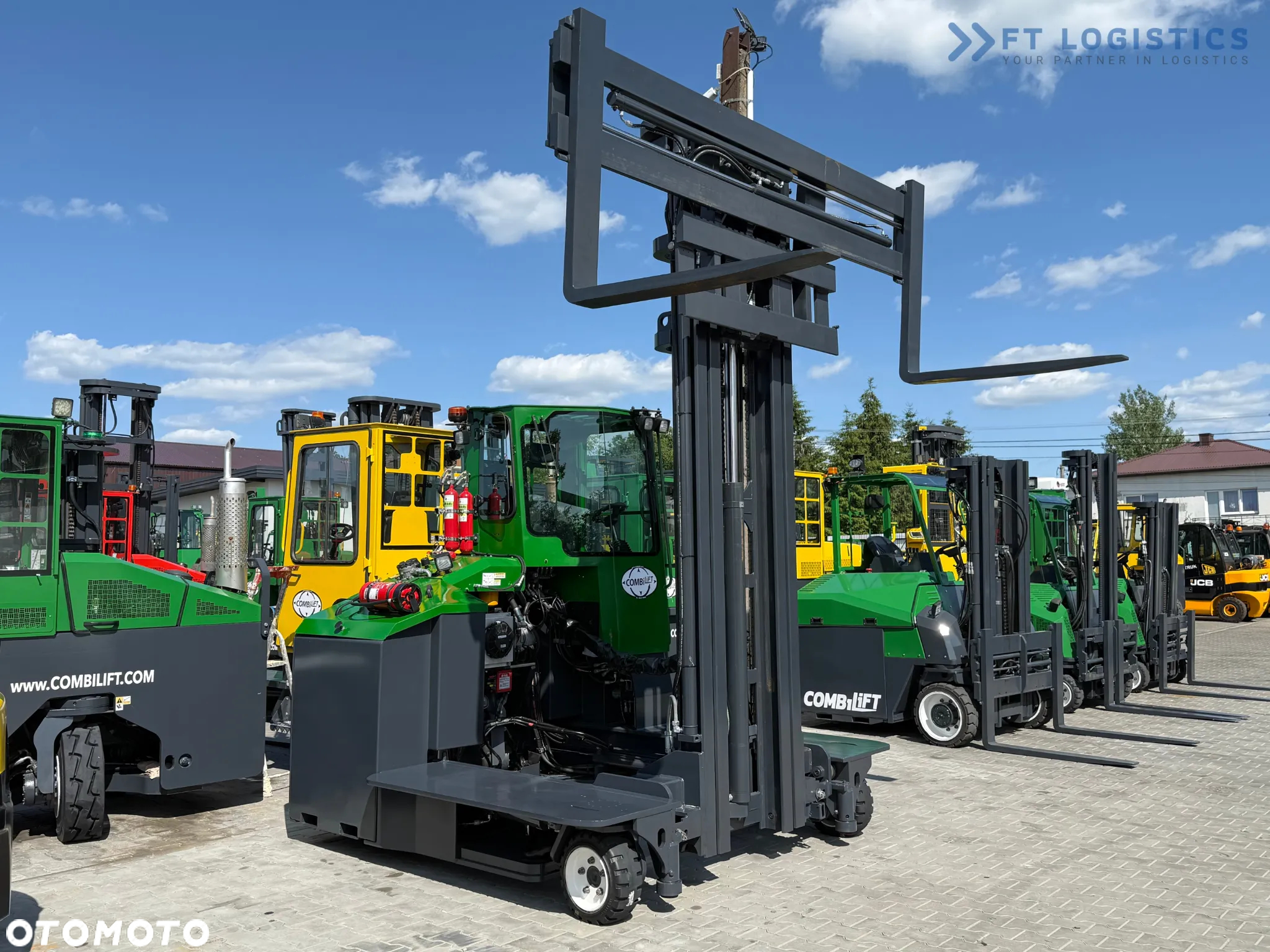 Combilift C5000E / ELEKTRYCZNY / TRIPLEX 8300MM / WOLNY SKOK / SZEROKI POZYCJONER / PRZESUW WIDEŁ / BATERIA JAK NOW - 23