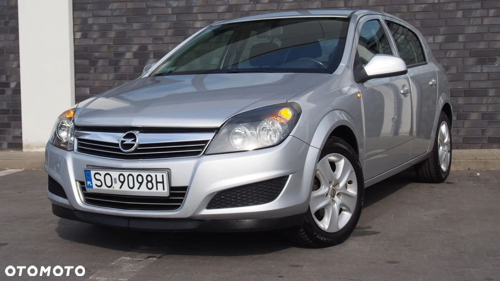 Opel Astra 1.6 Enjoy - 12