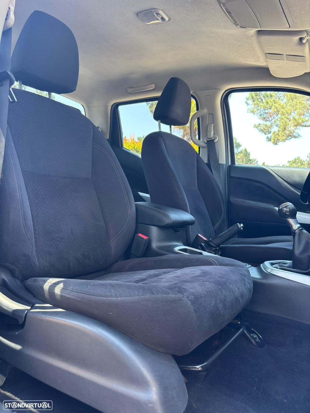 Nissan Navara 2.3 dCi CD 4WD Acenta - 14