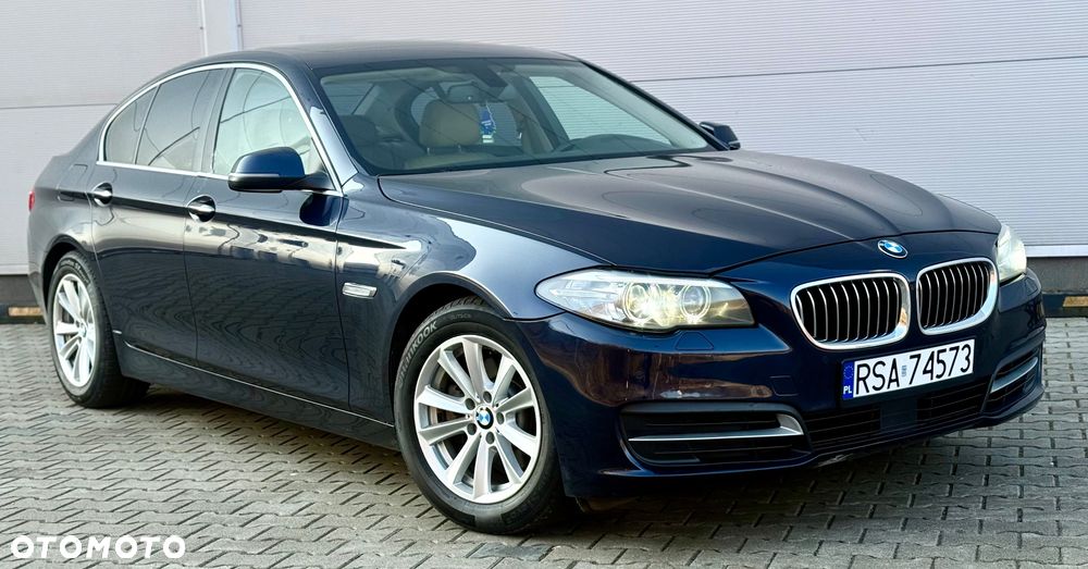 BMW Seria 5 528i xDrive Sport-Aut Luxury Line - 4