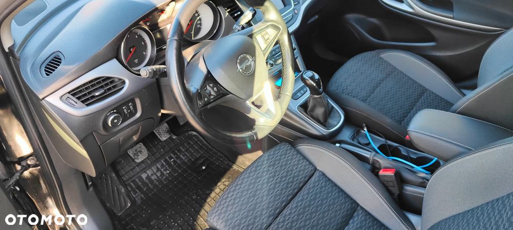 Opel Astra - 12
