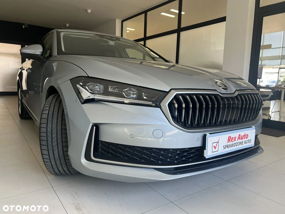 Skoda Superb 2.0 TDI SCR 4x4 Edition 130 DSG - 2