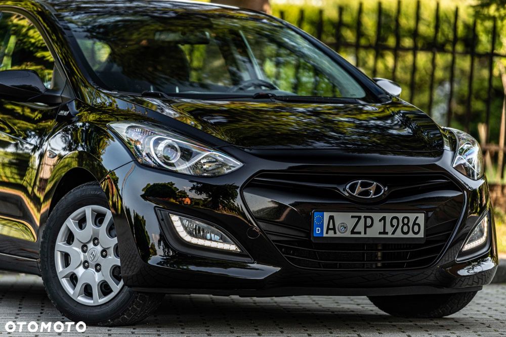 Hyundai i30 1.4 CRDi Advantage - 4