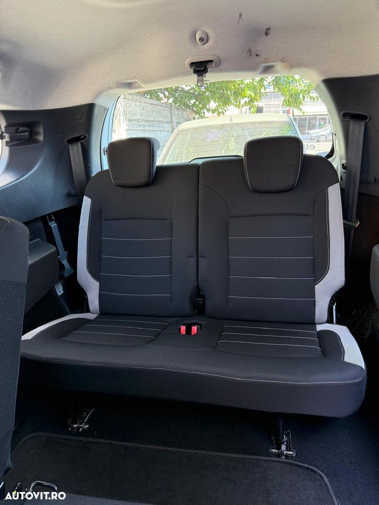 Dacia Lodgy 1.5 dCi 90 CP Stepway - 7