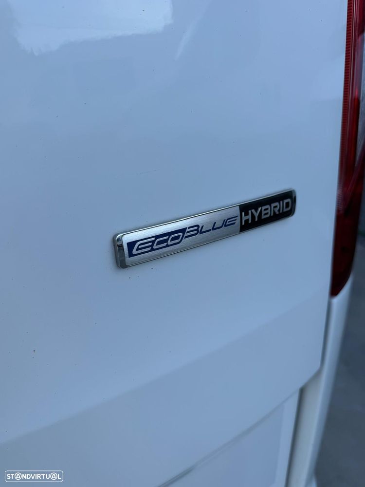 Ford Transit Custom - 8 Lugares - 18