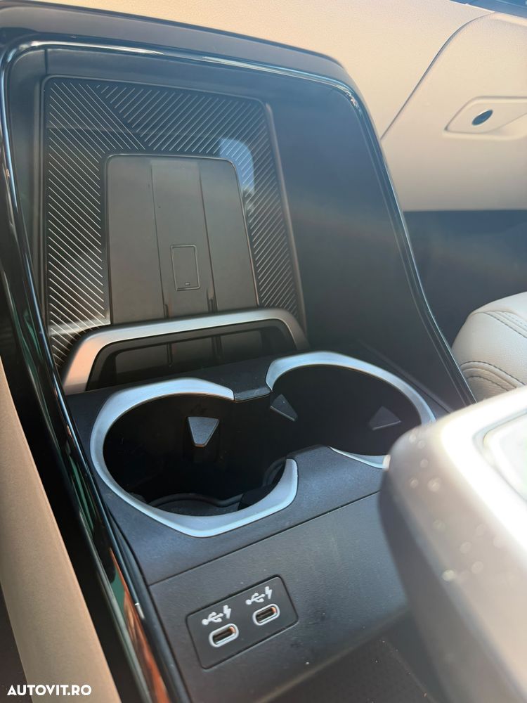 BMW X1 xDrive25i AT - 7