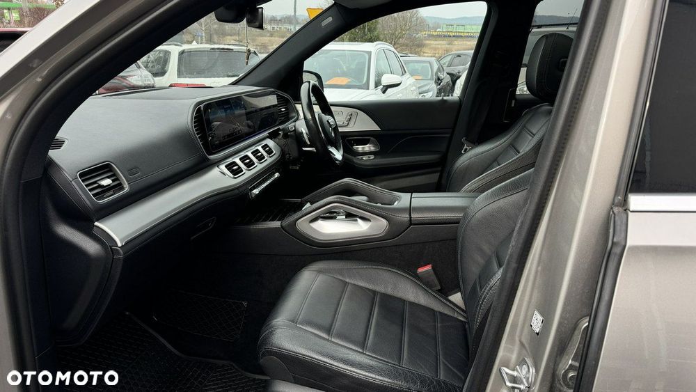 Mercedes-Benz GLS - 8