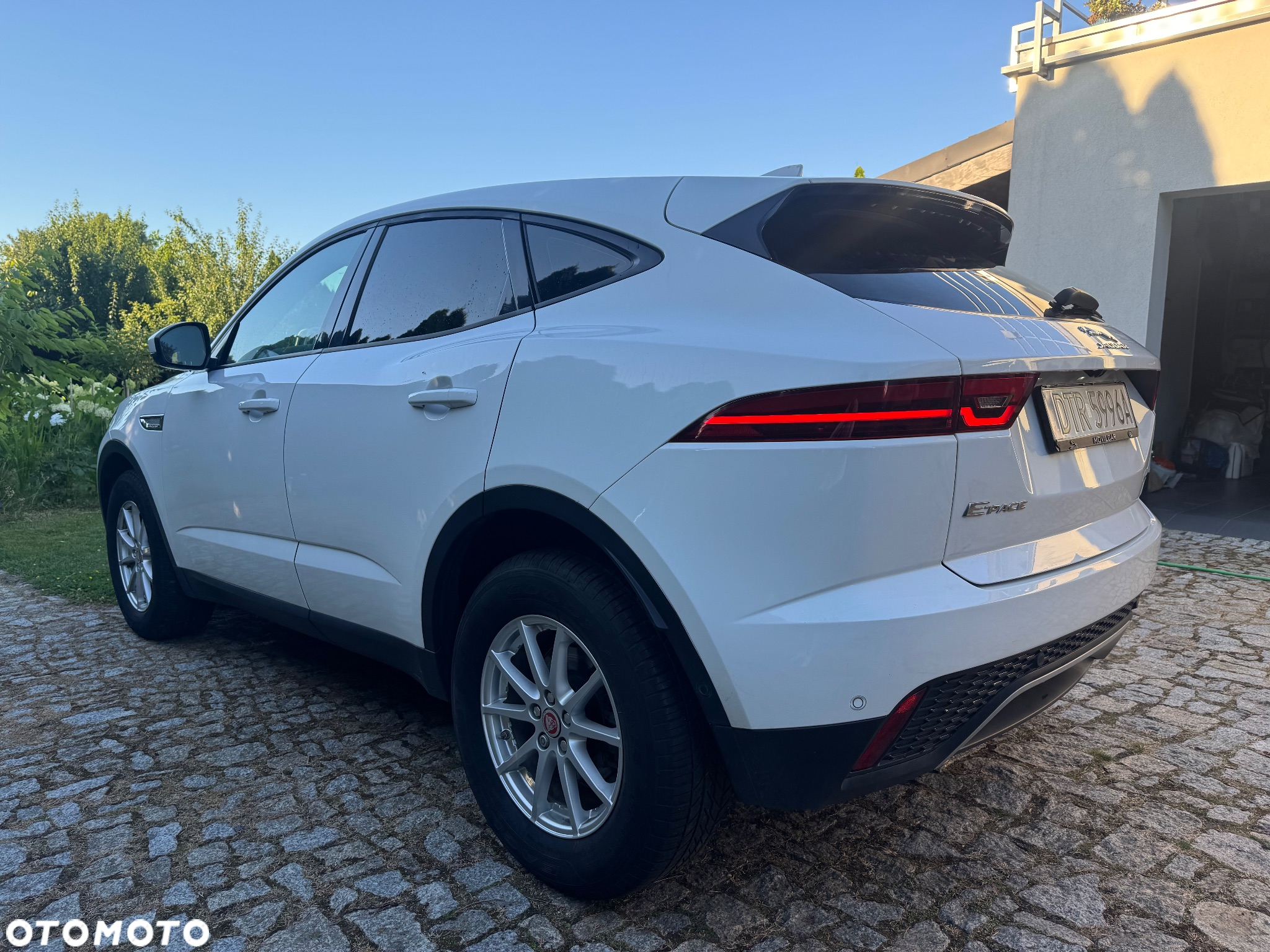 Jaguar E-Pace 2.0 i4D AWD - 22