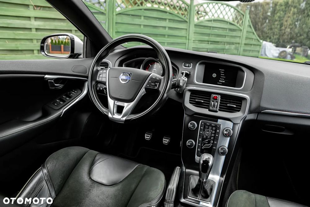 Volvo V40 D4 Drive-E Kinetic - 25