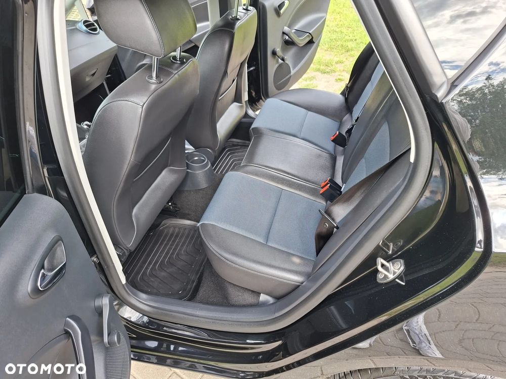 Seat Ibiza 1.2 TSI CONNECT - 11
