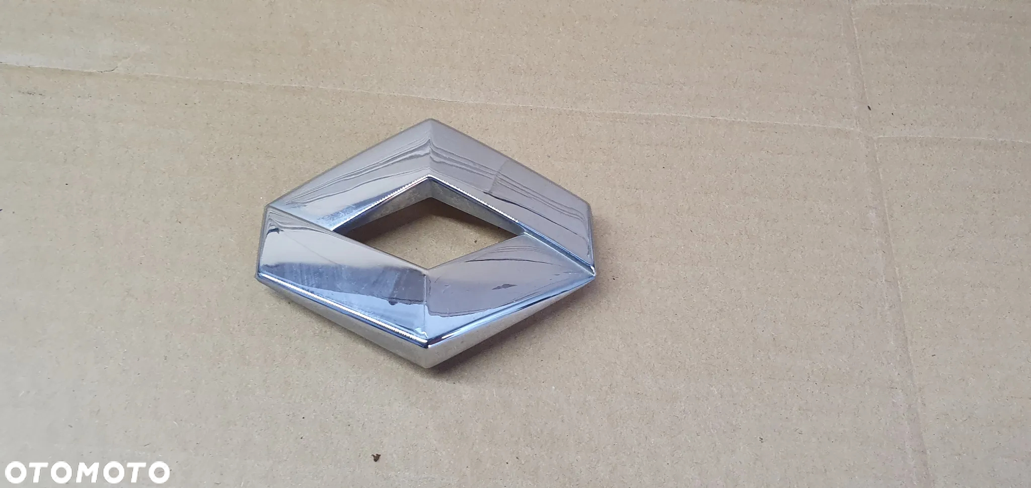 Znaczek emblemat logo Renault Megane II CC Cabrio 8200145816 - 2