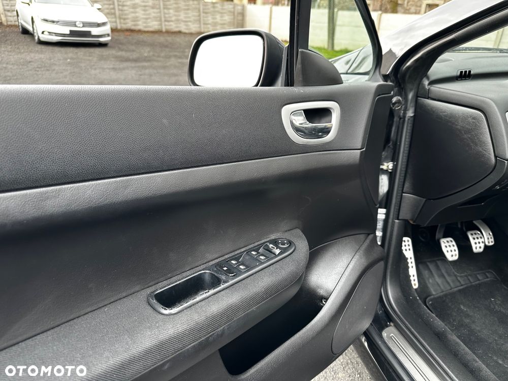 Peugeot 307 110 Sportline - 17