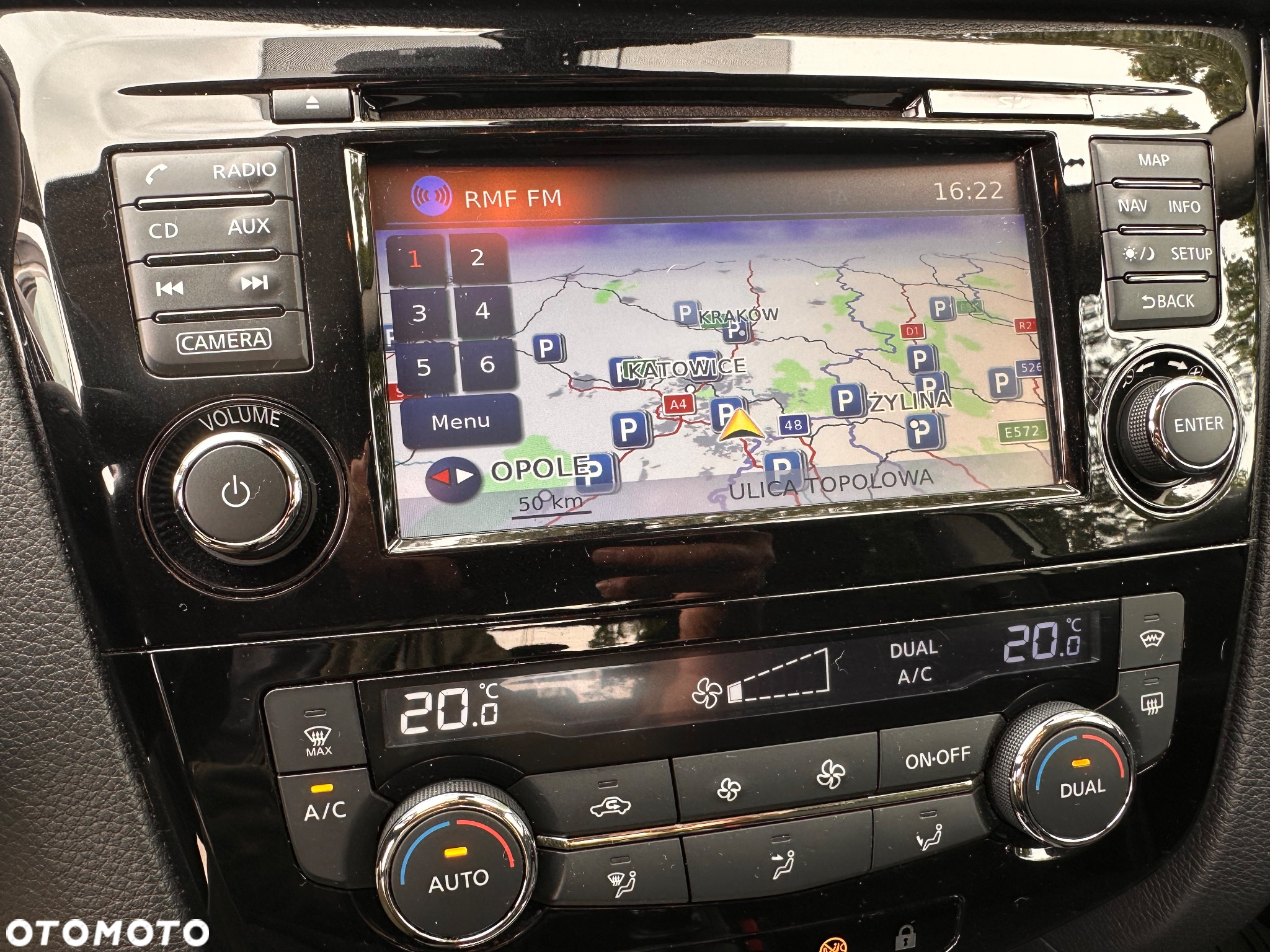 Nissan Qashqai 1.6 DIG-T N-Connecta - 23