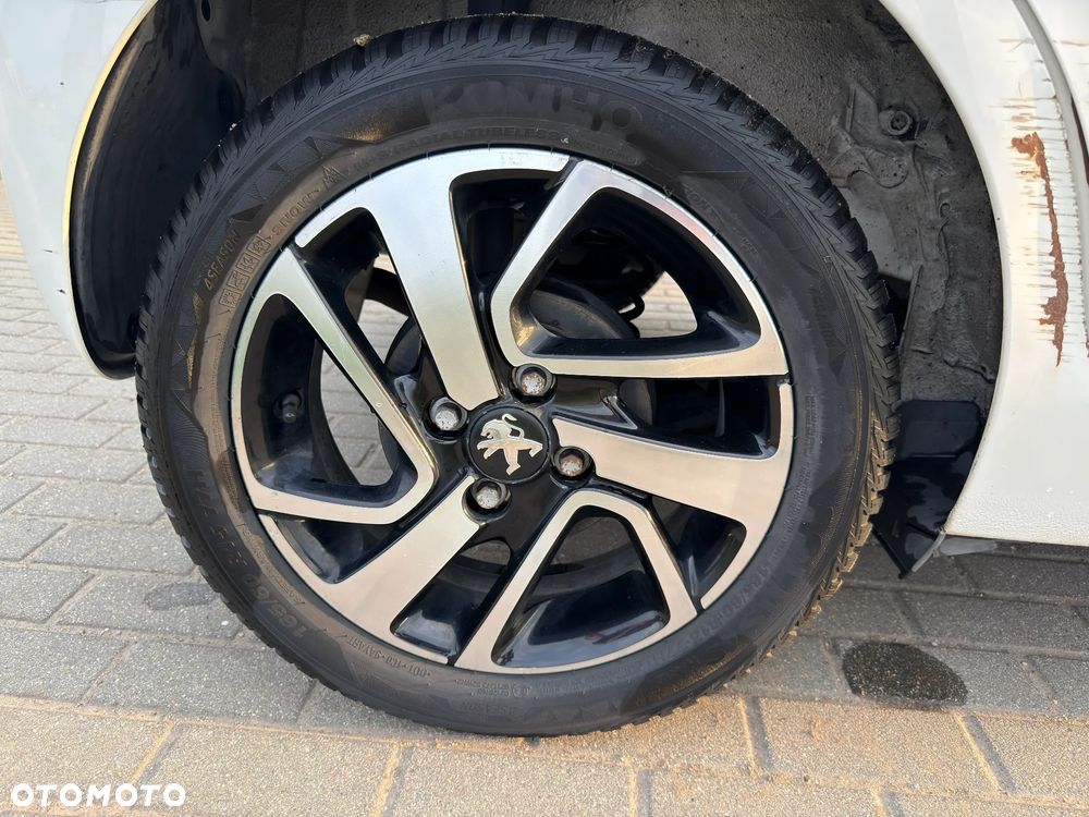 Peugeot 108 PureTech 82 Allure - 21