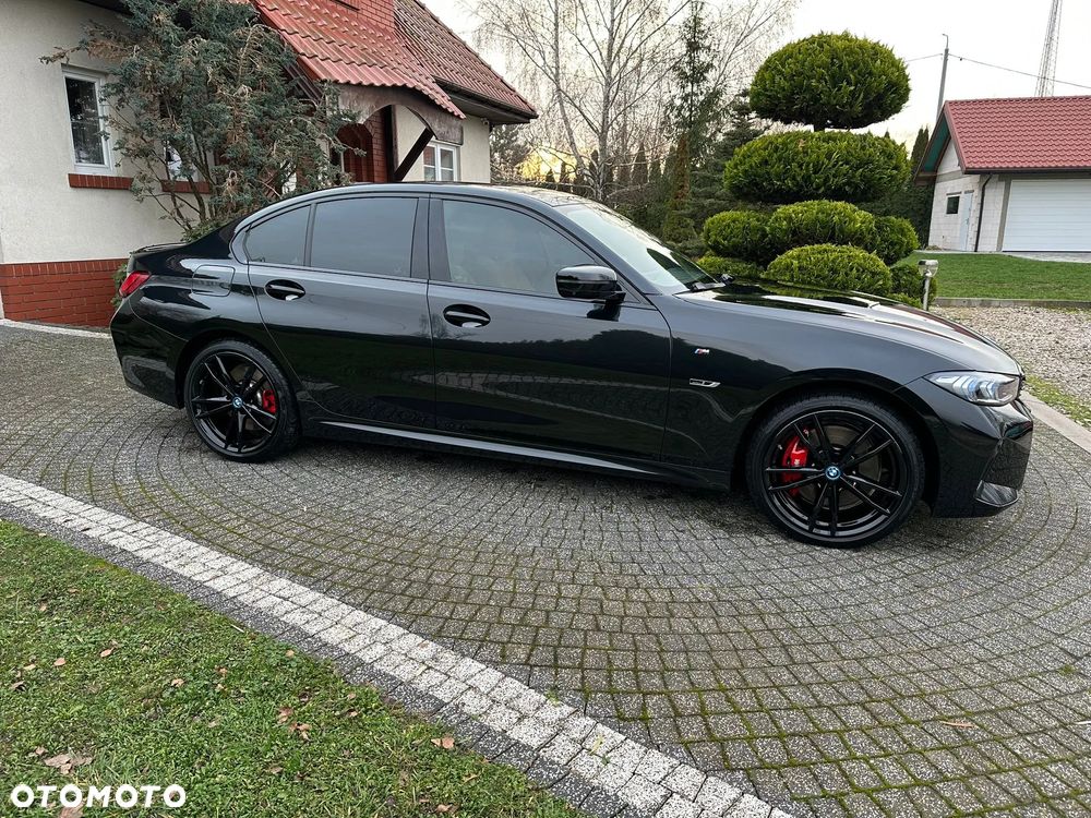 BMW Seria 3 330e xDrive M Sport - 5