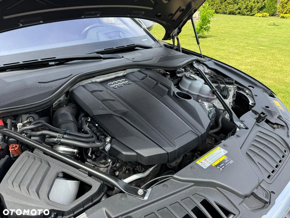 Audi A8 - 13