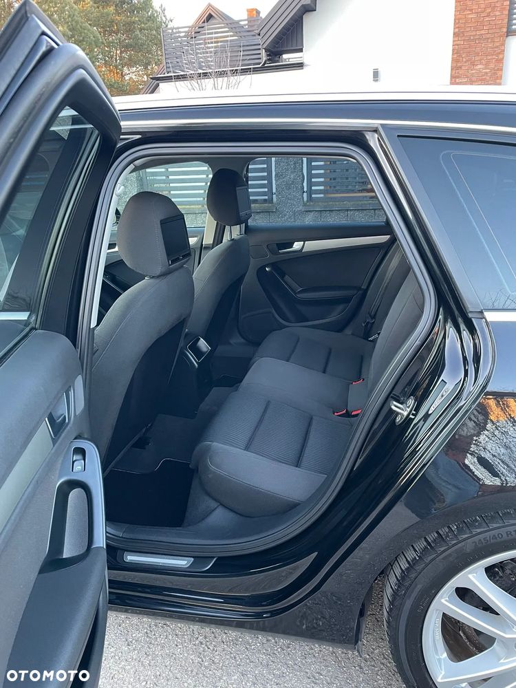Audi A4 Avant - 15
