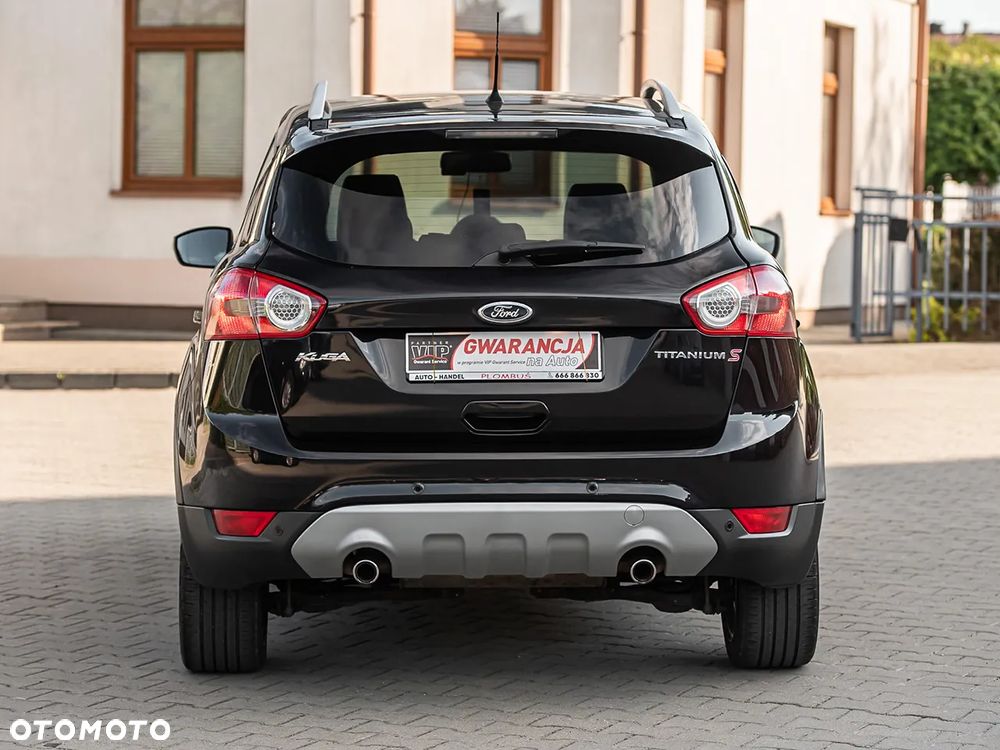 Ford Kuga 2.0 TDCi 2x4 Titanium - 11