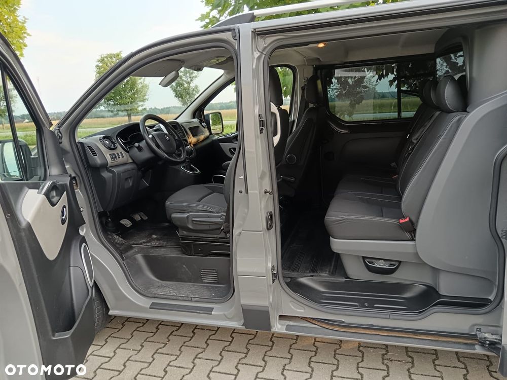 Renault Trafic - 15