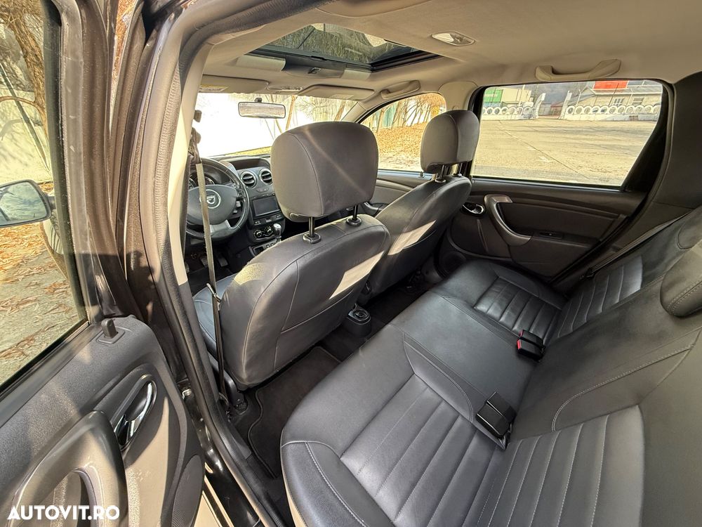 Dacia Duster TCe 125 4x2 Blackshadow - 8