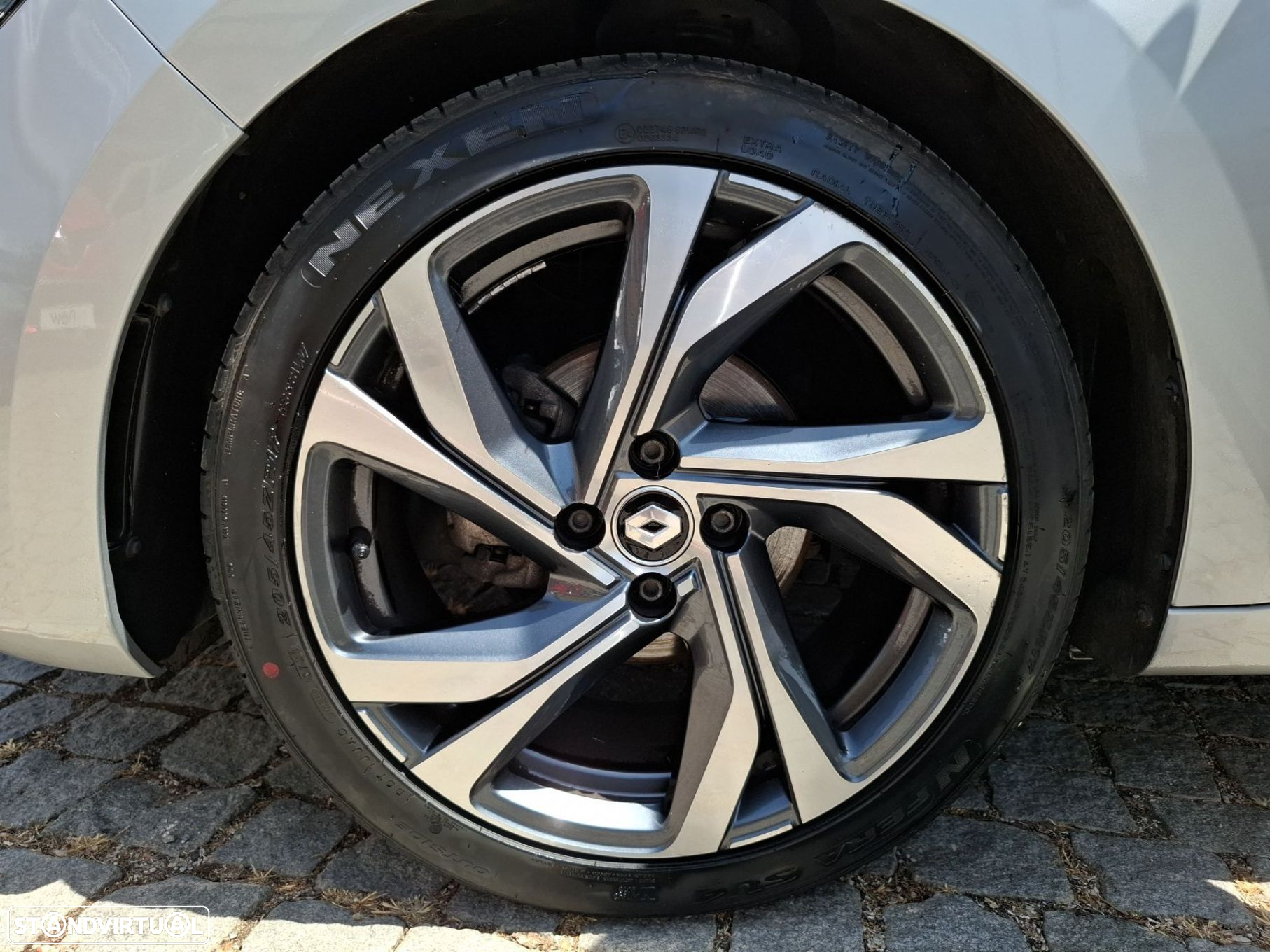 Renault Clio 1.0 TCe RS Line - 27