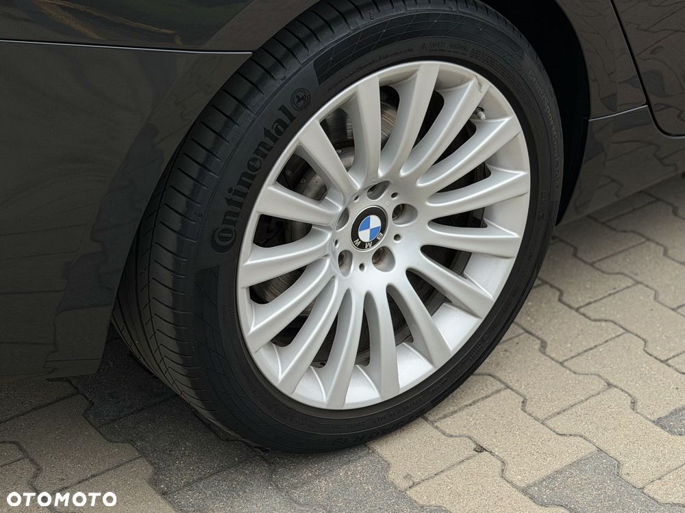 BMW 5GT - 37