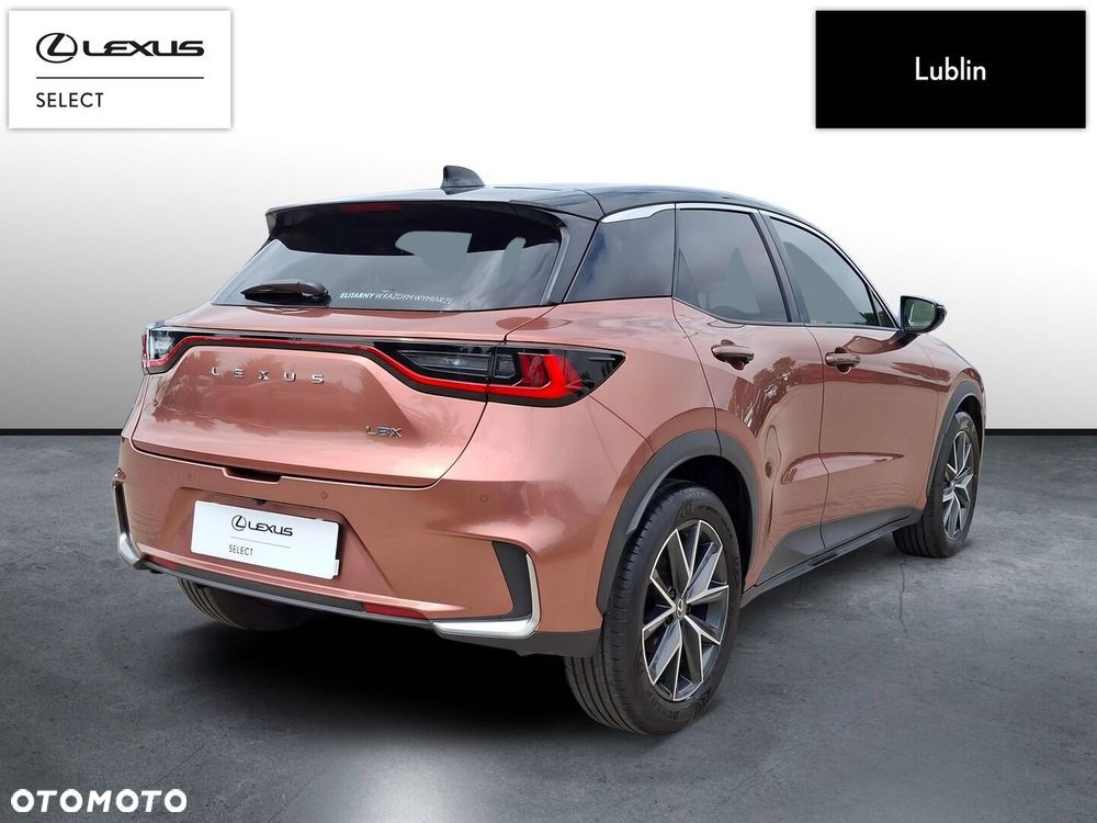Lexus LBX 1.5 Hybrid Cool - 4