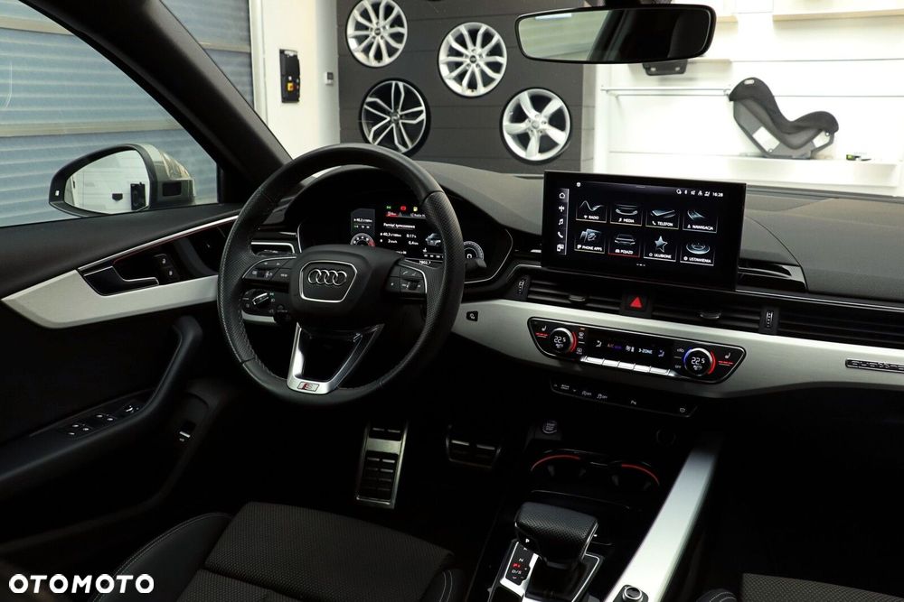 Audi A4 Limousine - 19