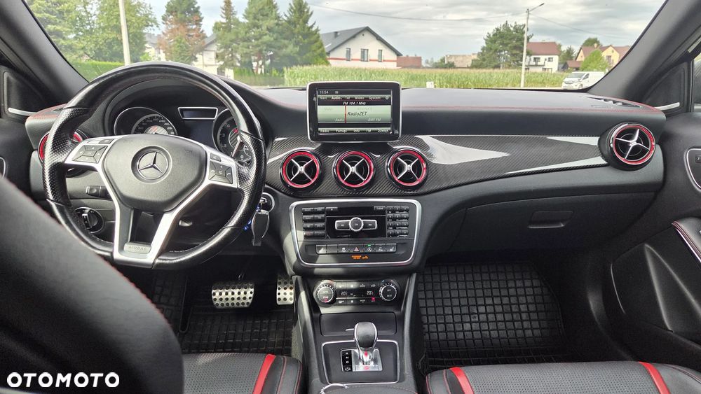 Mercedes-Benz GLA 45 AMG 4-Matic - 31