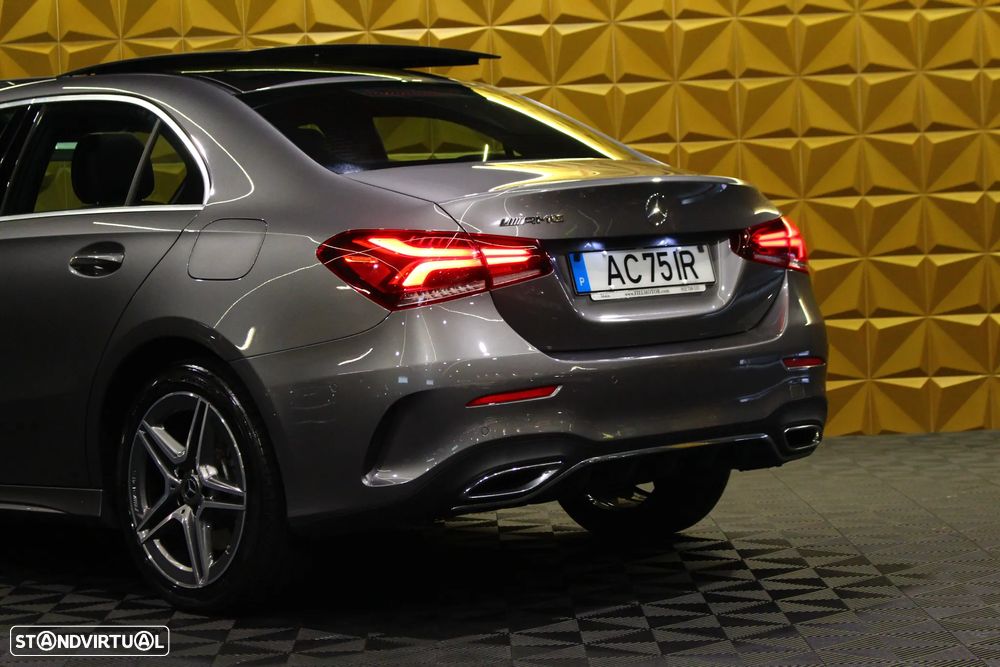 Mercedes-Benz A 250 Limousine e AMG Line - 14