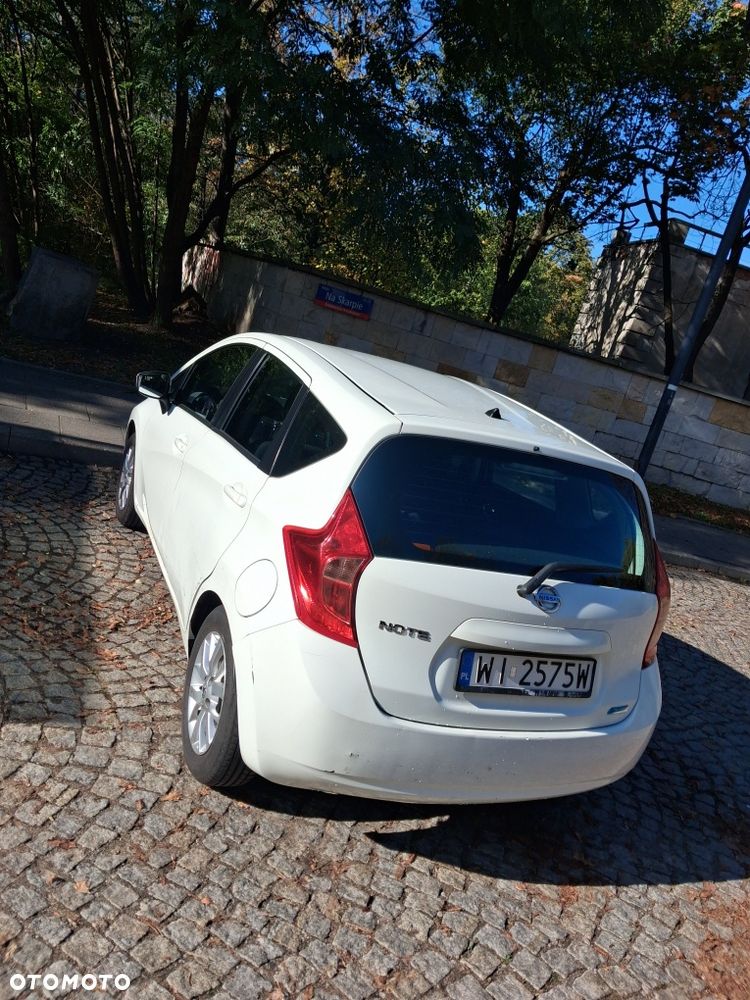 Nissan Note 2014 photo 4