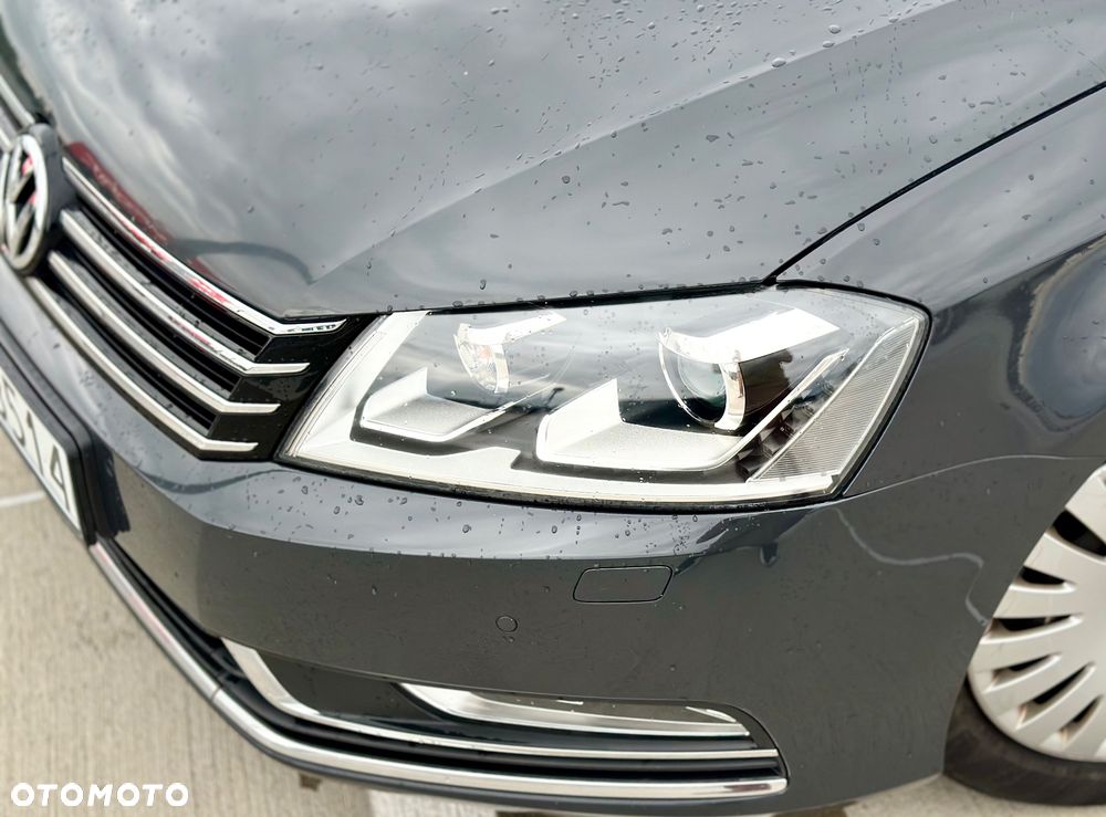 Volkswagen Passat 1.6 TDI DPF BlueMot Highline - 25