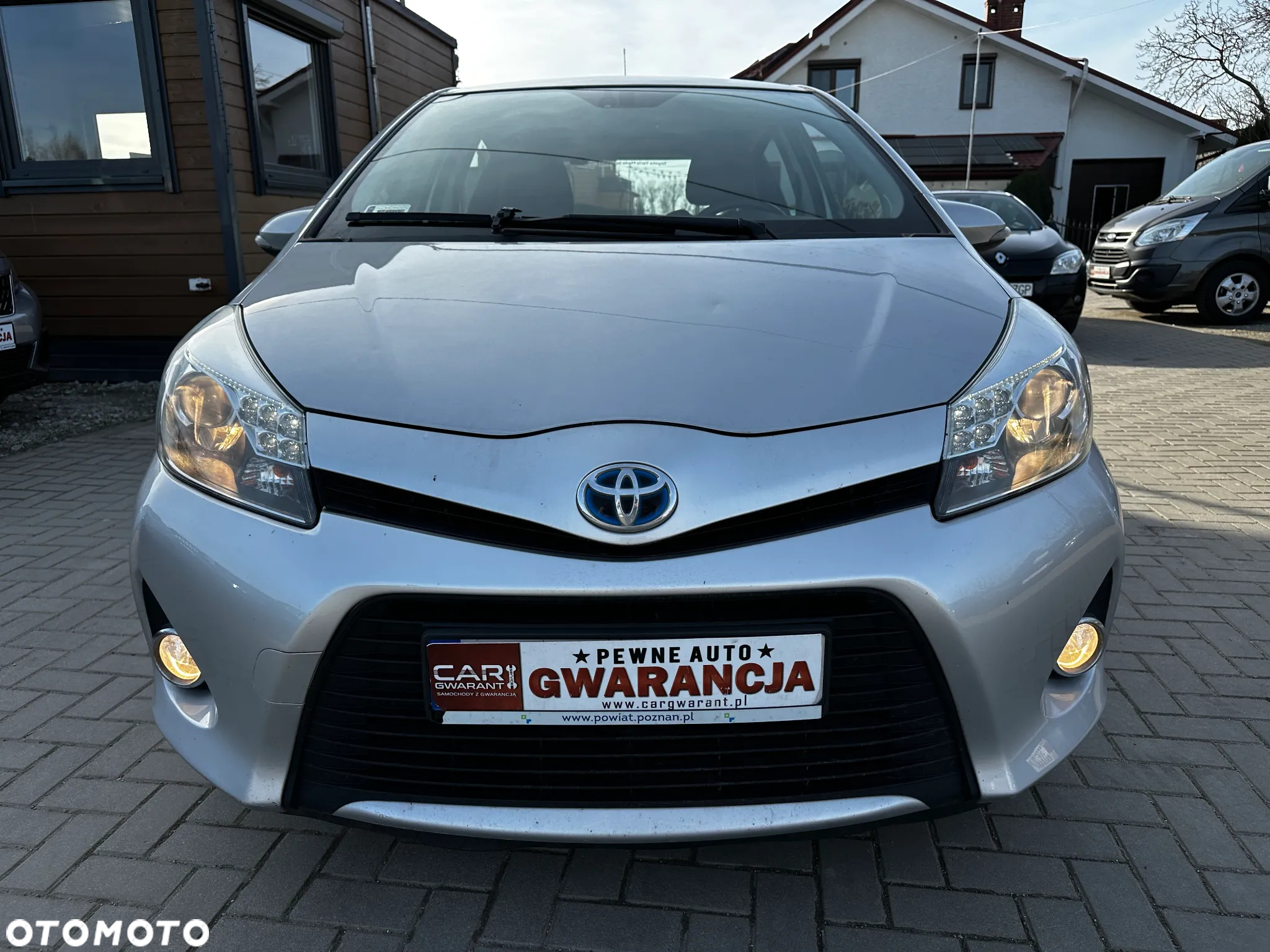 Toyota Yaris - 33
