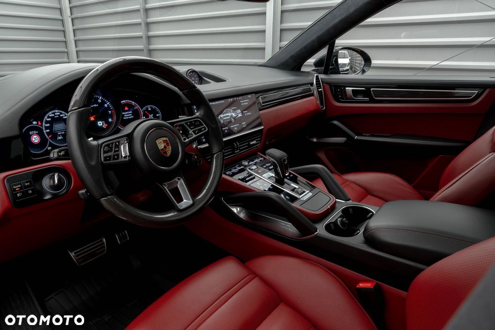 Porsche Cayenne - 6