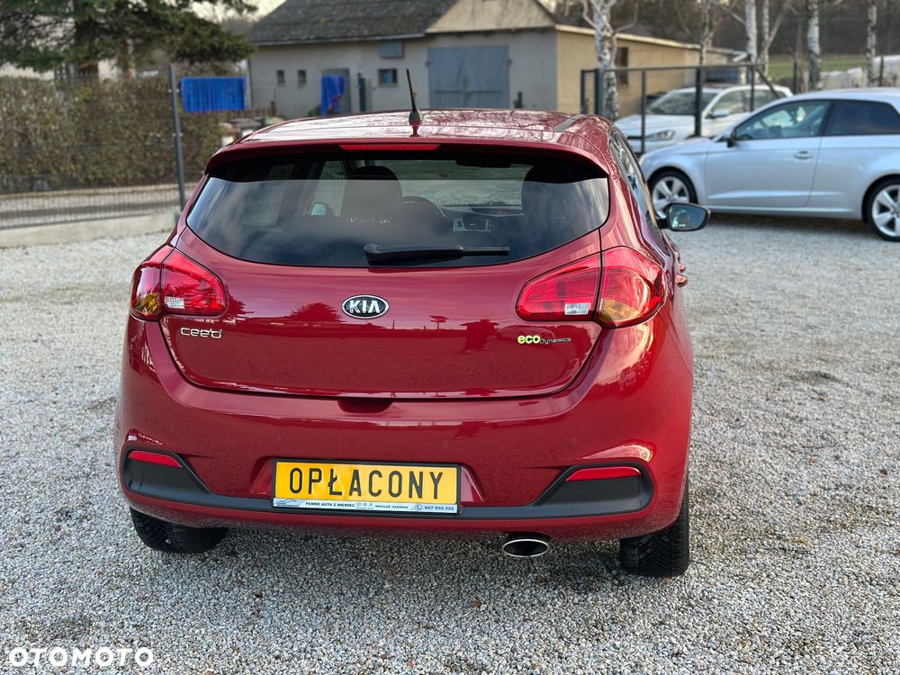 Kia Ceed 1.6 CRDi 128 ISG Edition 7 - 11