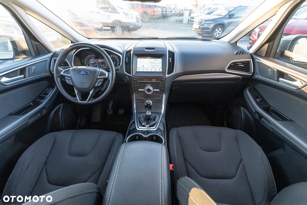 Ford S-Max 1.5 EcoBoost Titanium - 28