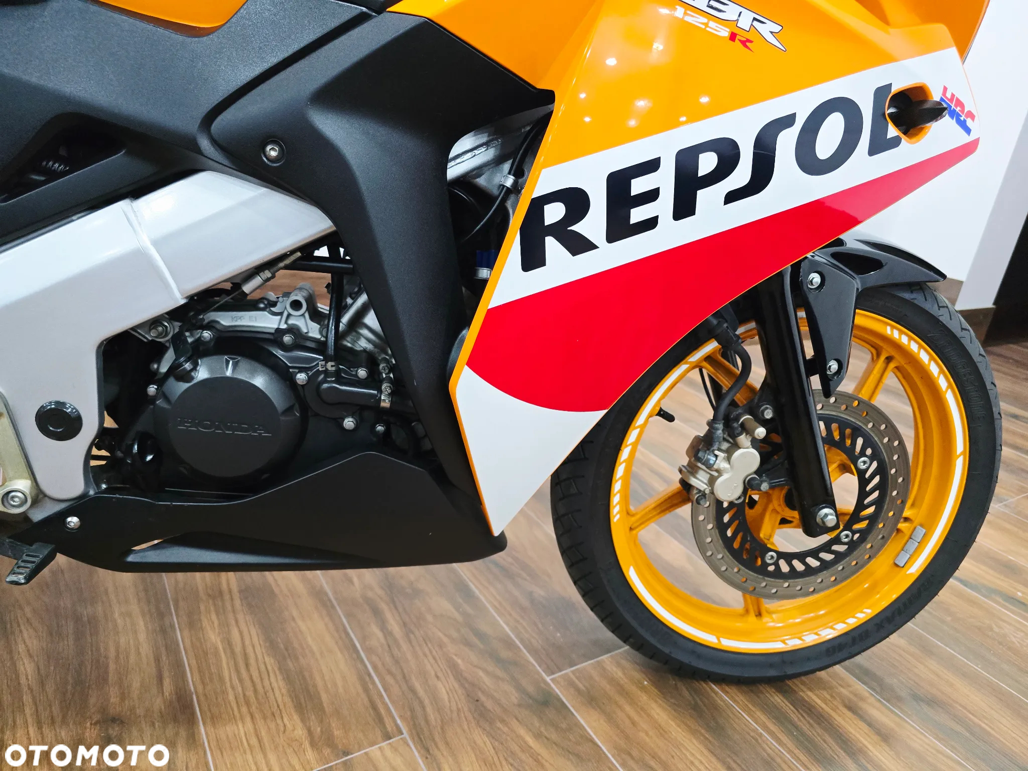 Honda CBR - 27