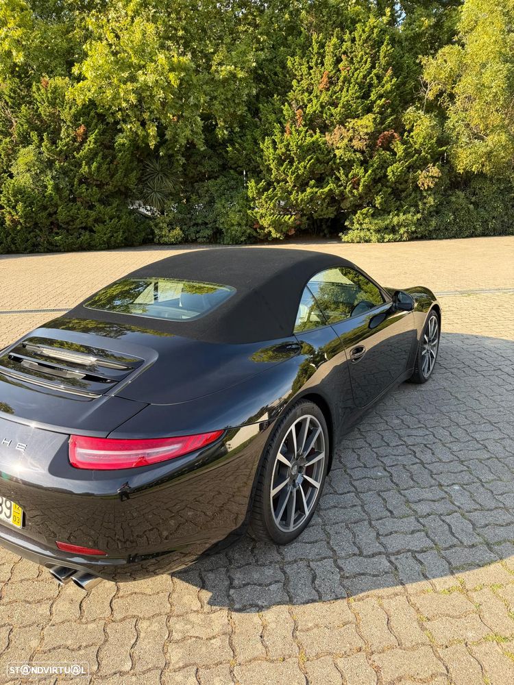Porsche 911 Série F - 2
